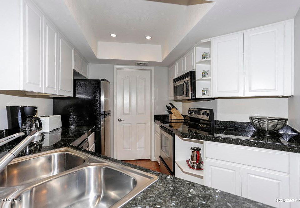 1st image of 5104 N 32nd St Unit 404