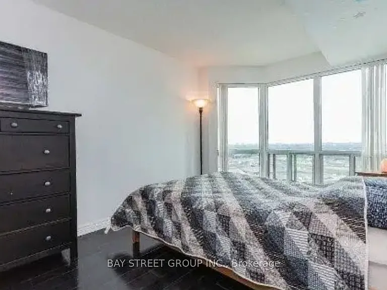 1 Lee Centre Dr #Penthouse 206 — Photo 10