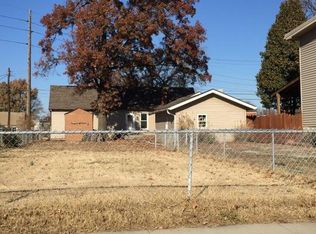 2215 E 25th St, Granite City, IL
