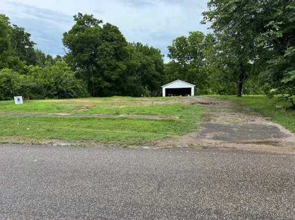 442 Tippah St S, Grand Junction, TN 38039