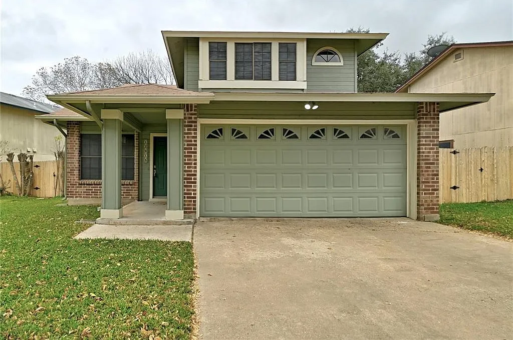 3 bed, 2.5 bath, 1567 sqft, $2,200 — Photo 1