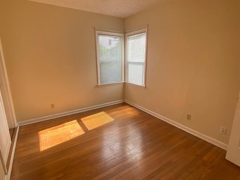 3203 SE Gladstone St — Photo 9