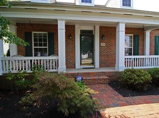 225 Stamford Dr, Powell, OH