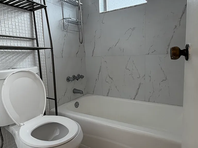 3181 SW 13th St #409 — Photo 27
