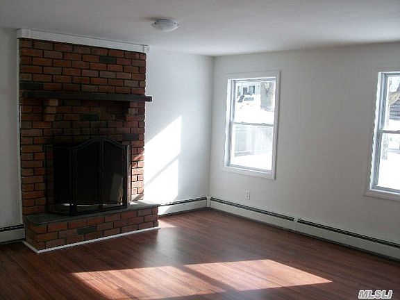2nd image of 17 Elmwood Ave