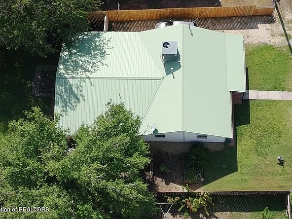 3rd image of 505 Cedro St