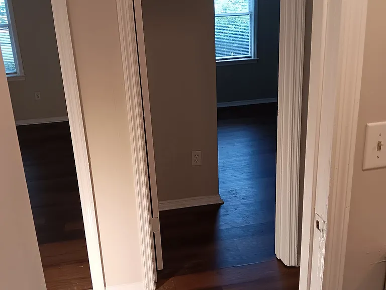 3130 Vestal Pl — Photo 10