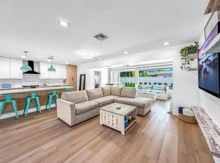 1098 W Camino Real, Boca Raton, FL 33486