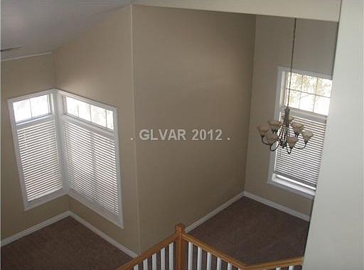 5th image of 425 Everston Cir