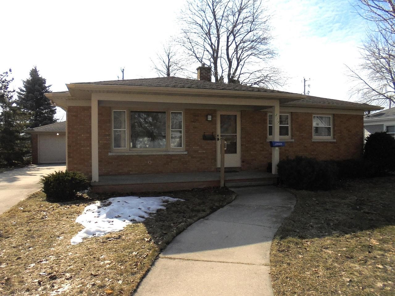 217 Bogert Street Beaver Dam WI 53916 MLS 1971574 Zillow