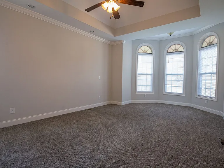 144 Thomas Traylor Ln — Photo 10