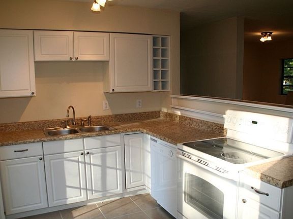 2nd image of 810 Bambi Ave
