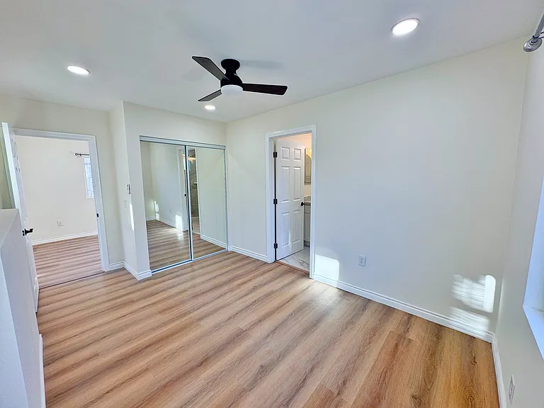 231 Vista Ave #1/2 — Photo 14
