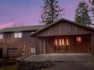 674 Hudspeth Ln, Shady Cove, OR 97539