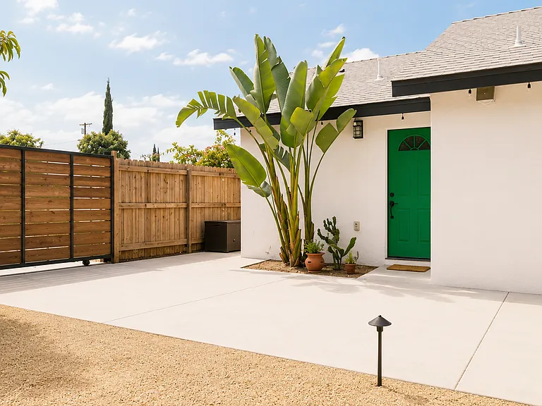 6055 Bonner Ave — Photo 11