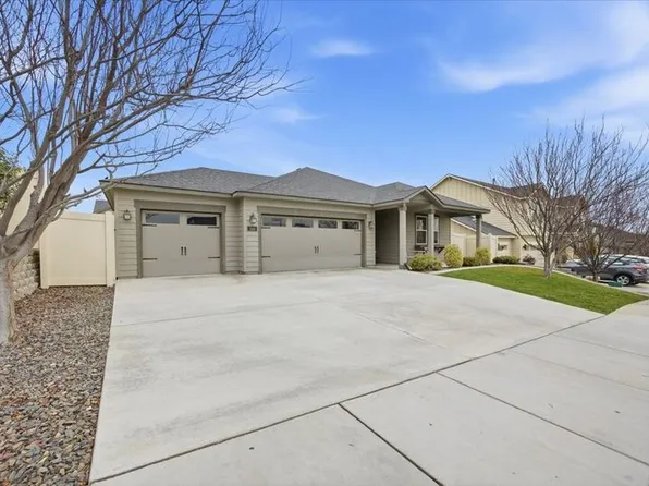 368 Wishkah Dr, Richland, WA 99352