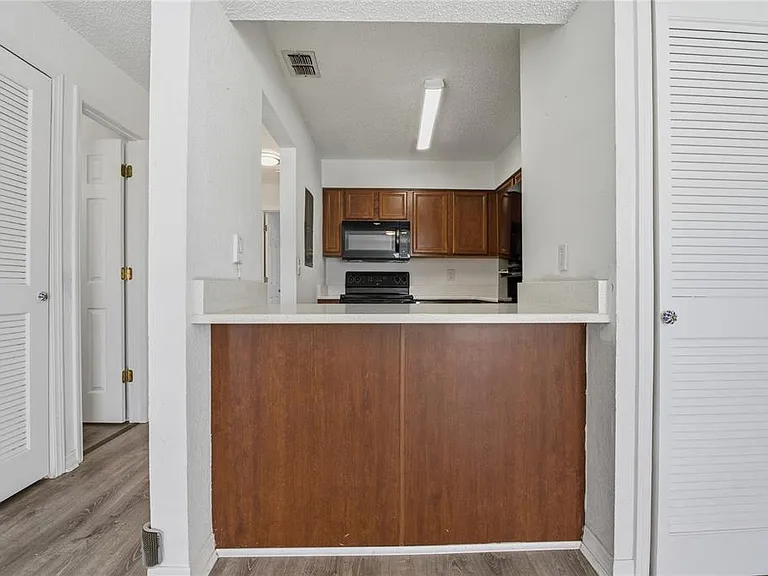 643 Haven Pl #643 — Photo 8