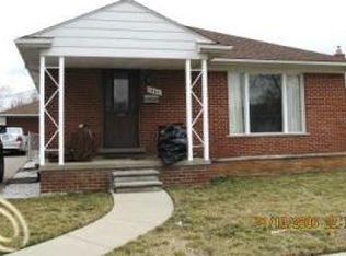 1066 Progress Ave, Lincoln Park, MI 48146