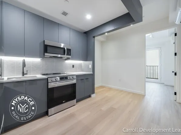 931 Carroll Street image 5 of 37