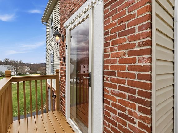 3rd image of 153 Winterbrook Dr