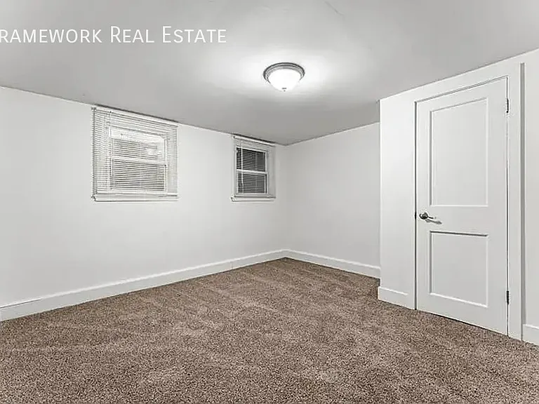 3150 N Fillmore St — Photo 20