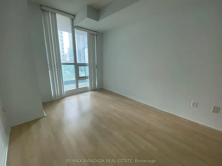 16 Yonge St #1503 — Photo 7