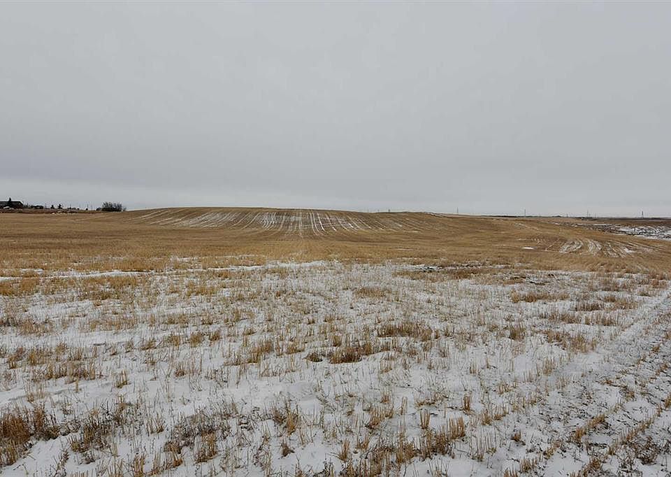 1st image of On Township Rd #3-282