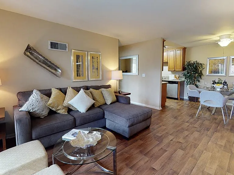 Sunbow Villas — Photo 4