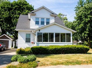3 Burr Oak St NW, Grand Rapids, MI