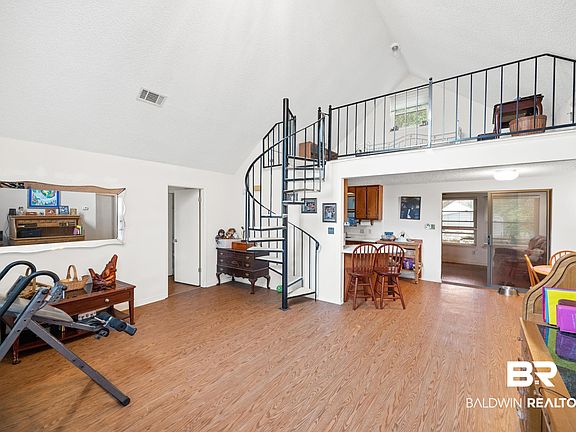 5th image of 2904 Panama Cir