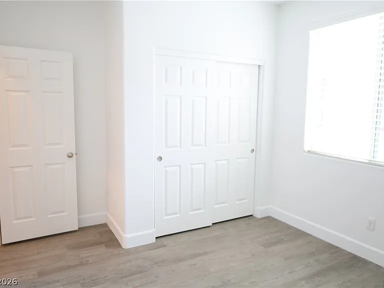 5469 Atrium Woods Ln — Photo 12
