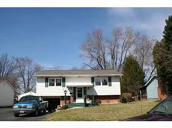 6568 Balsam Dr photo 1