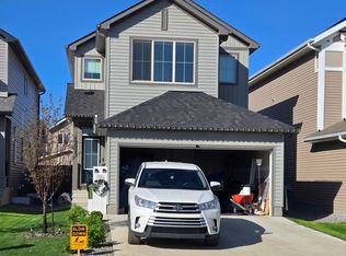 12023 34th Ave SW, Edmonton, AB T6W4Y2