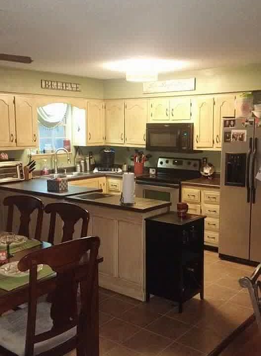 2nd image of 2870 Vaughn Ave