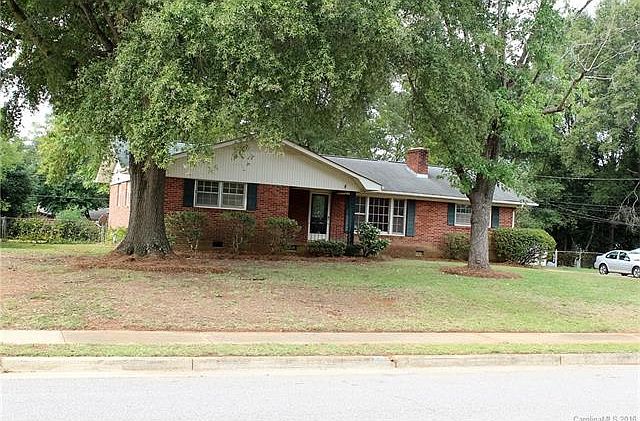 1st image of 739 Greenbriar Ave