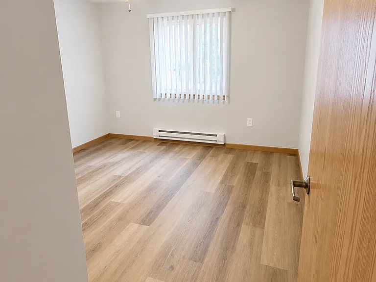 Murdock Apartments — Photo 51