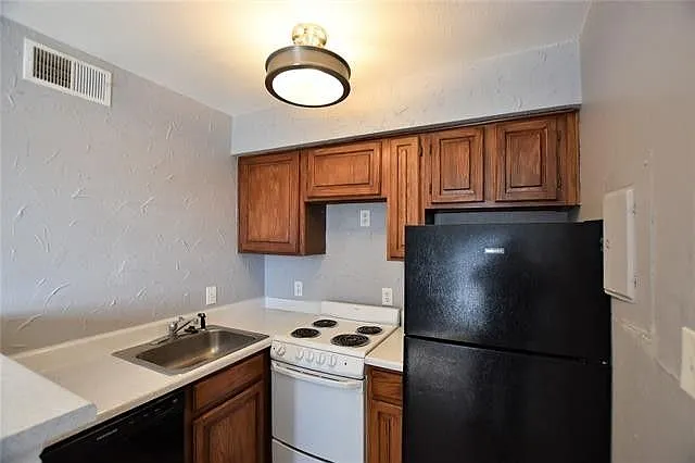 1700 Baird Farm Circle, Unit 1301 — Photo 4