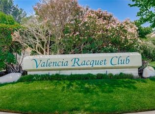 27041 Rio Prado Dr, Santa Clarita, CA 91354