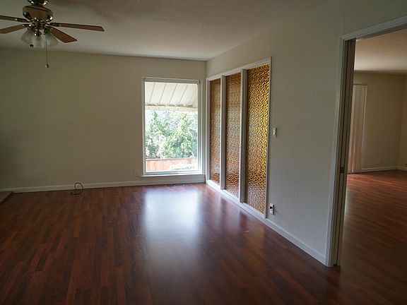 3rd image of 10541 Observatory Dr