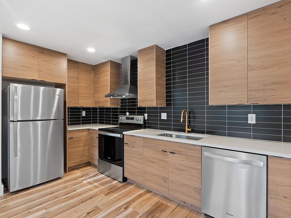 1st image of 1918 Valley Hill Cir Unit 1