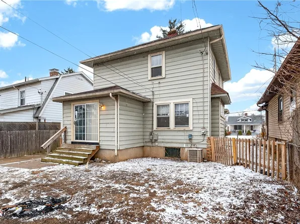 53 E Siebenthaler Ave, Dayton, OH 45405