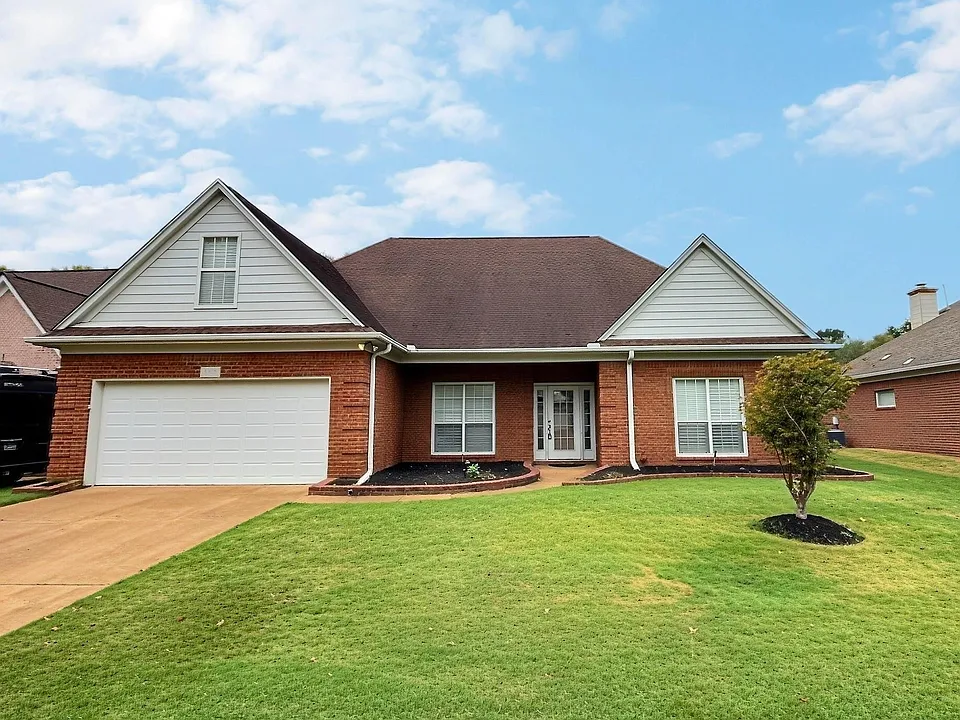 1325 Rain Hollow Cir W