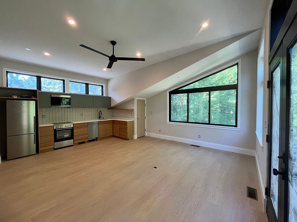 Living & Dining Room