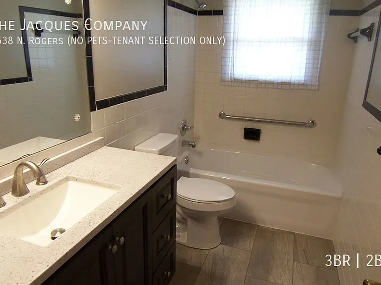 3538 N Rogers Ave — Photo 15