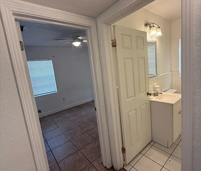1252 Eldridge St — Photo 16