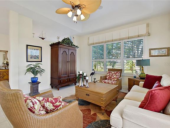 4th image of 125 Golf Vista Dr