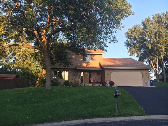 2nd image of 4580 Balsam Ln N