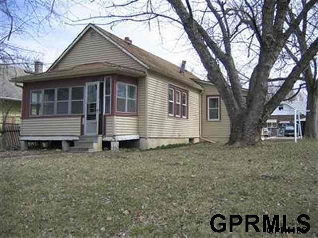 1st image of 5323 N 26th St