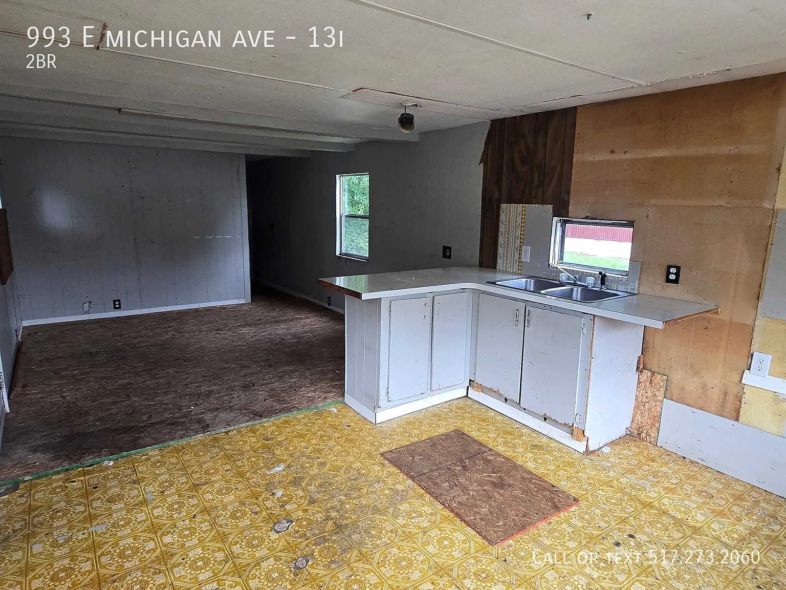 2 Bedroom 1 bathroom mobile home for sale Handy man special — Photo 4