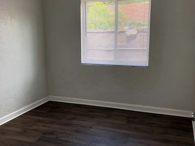 1247 Joseph E Boone Blvd NW — Photo 7